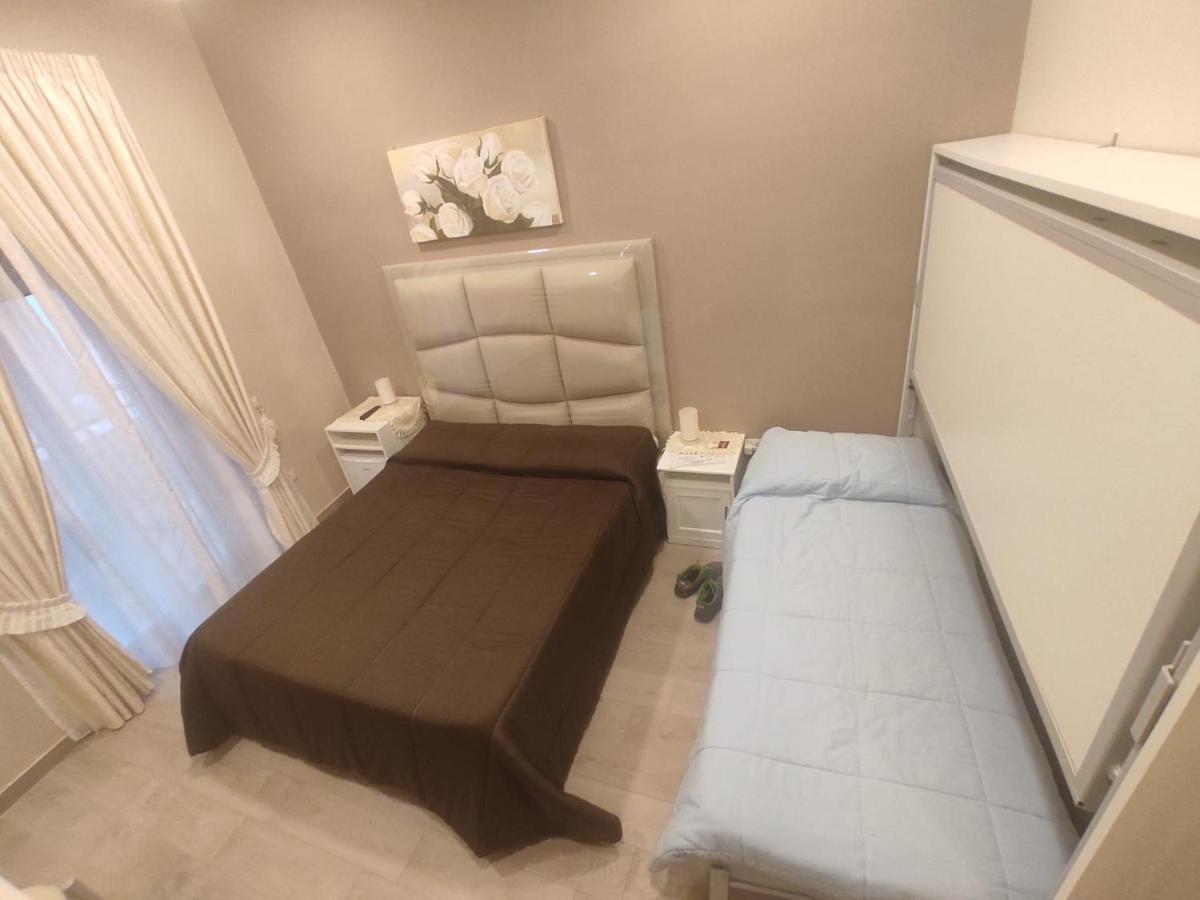Double Room Private External Bathroom